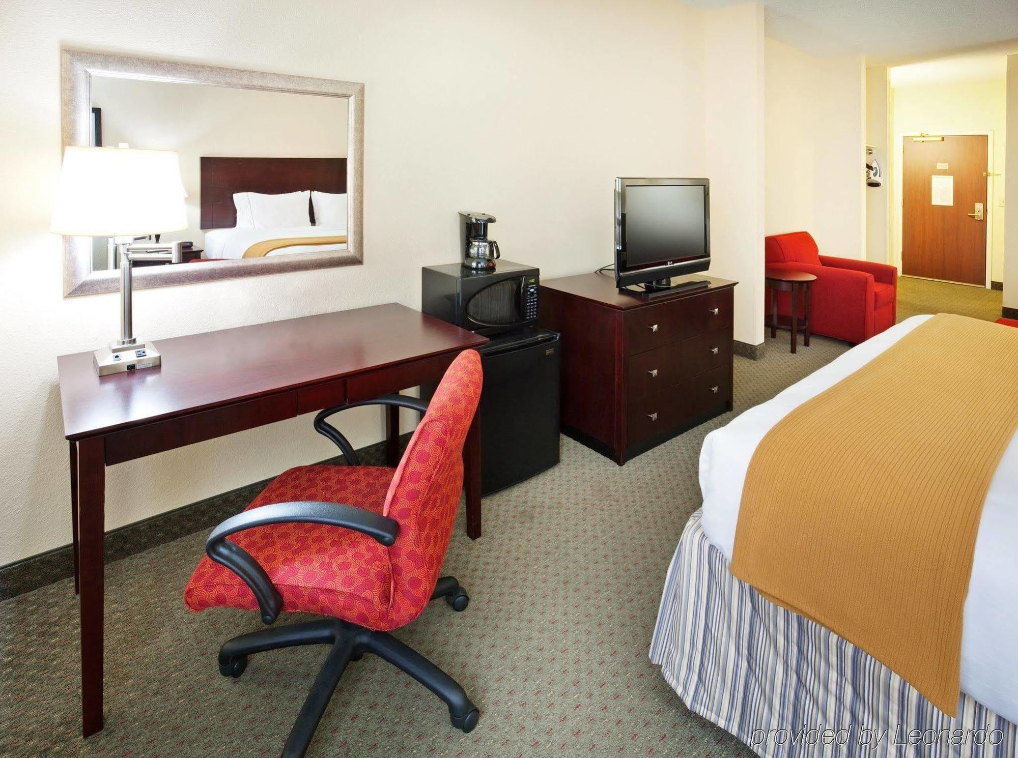 Holiday Inn Express Knoxville-Strawberry Plains By Ihg Dış mekan fotoğraf